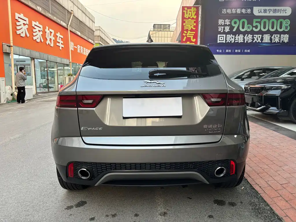 Jaguar E-PACE 2019 — фото 4