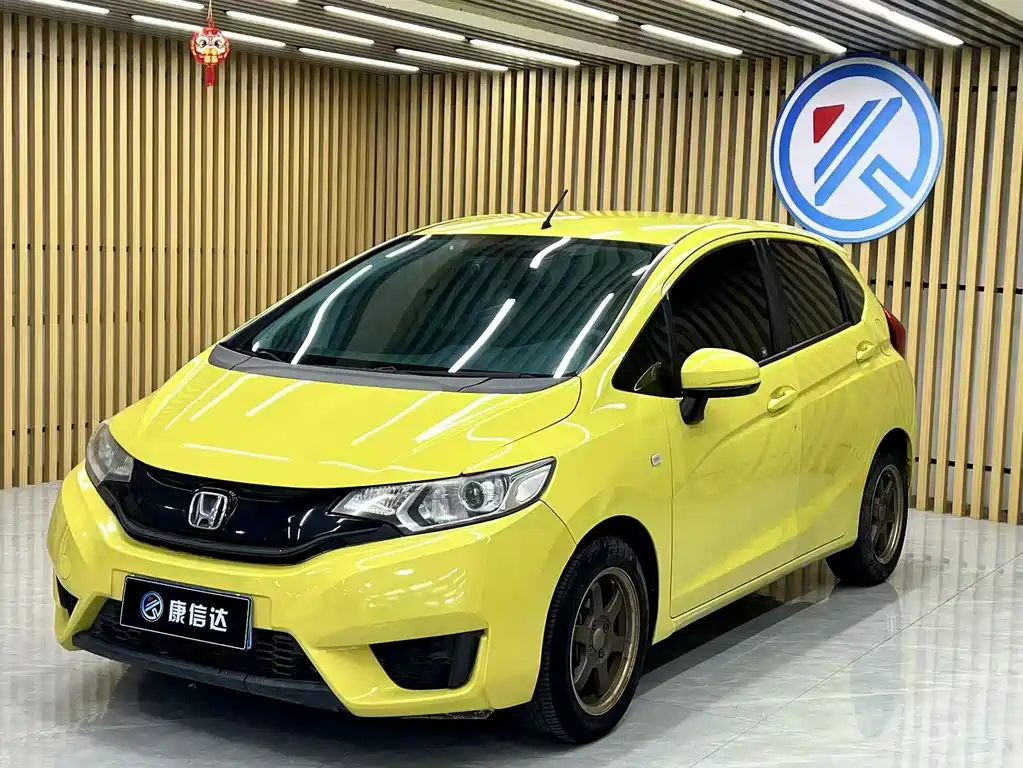 Honda Fit 2015 — фото 1