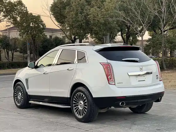 Cadillac SRX 2014