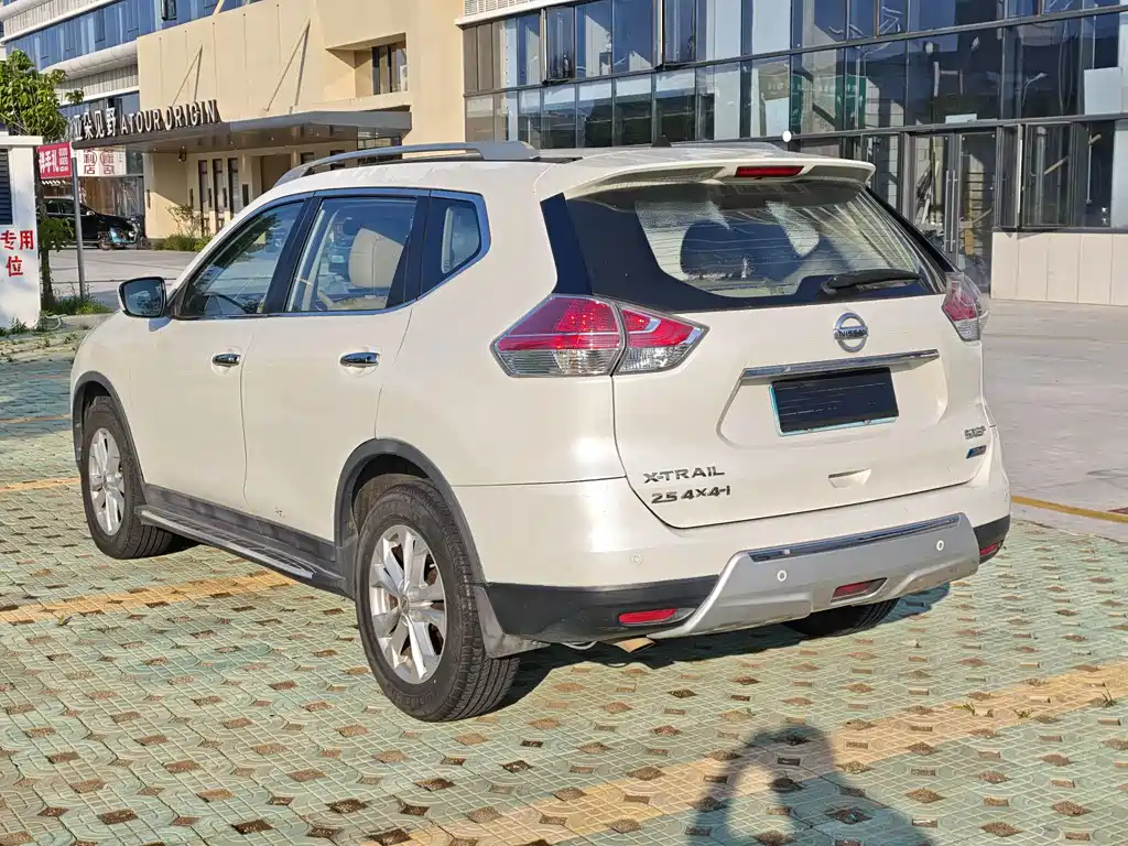 Nissan X-Trail 2014