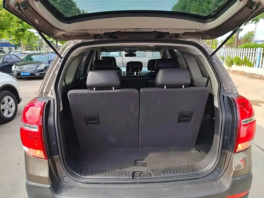 Chevrolet Captiva 2017 — фото 19