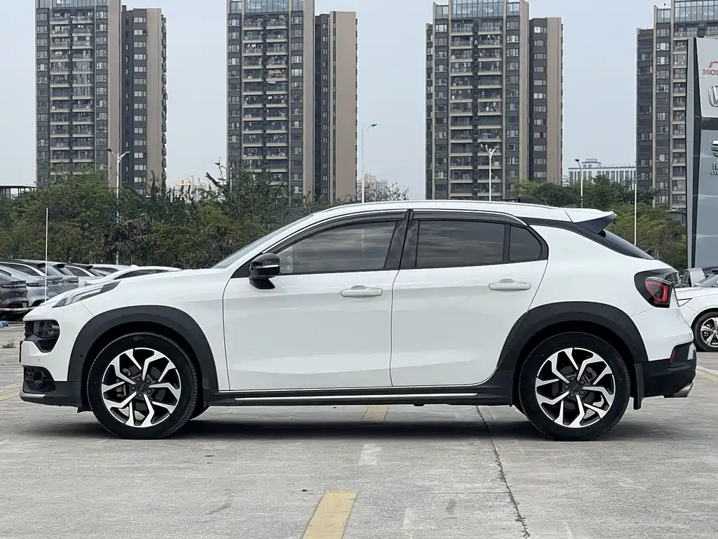 Lynk & Co 02 2020 — фото 7