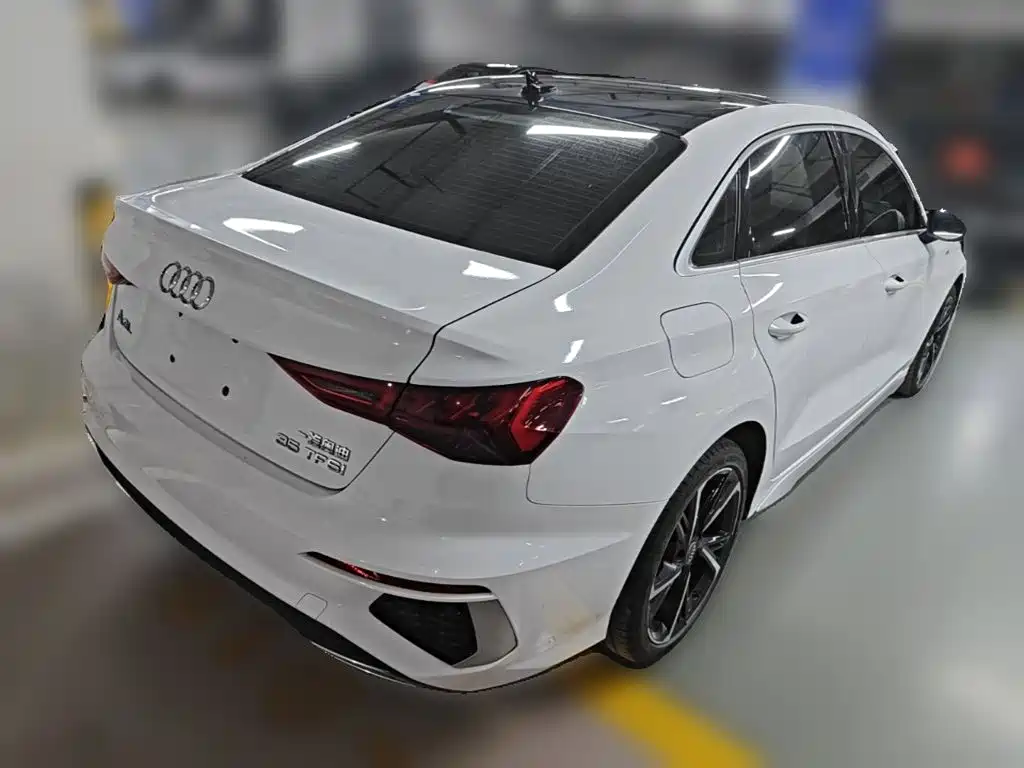 Audi A3 2021 — фото 12