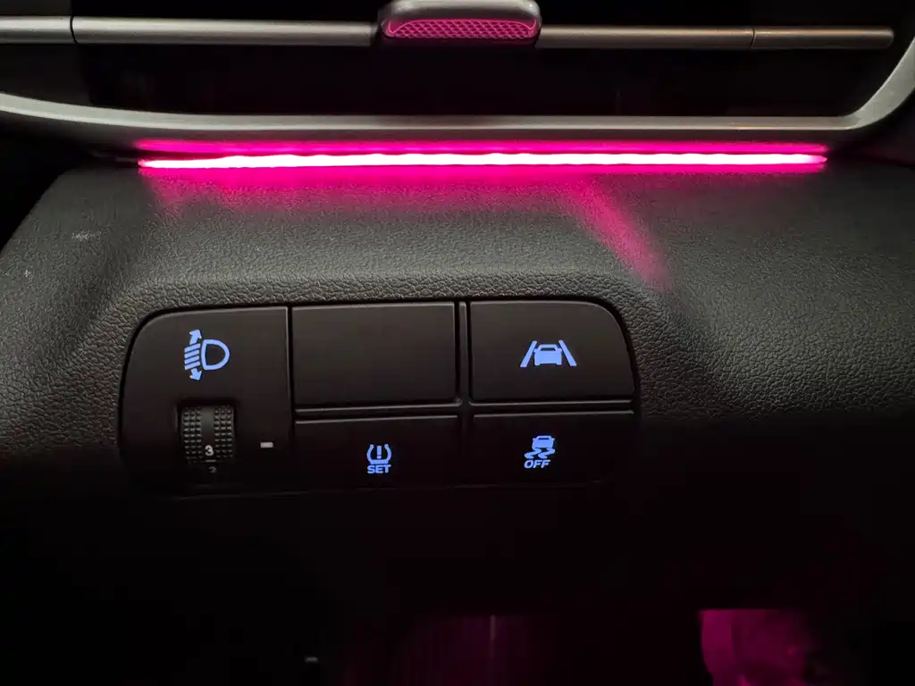 Hyundai Elantra 2022 — фото 15