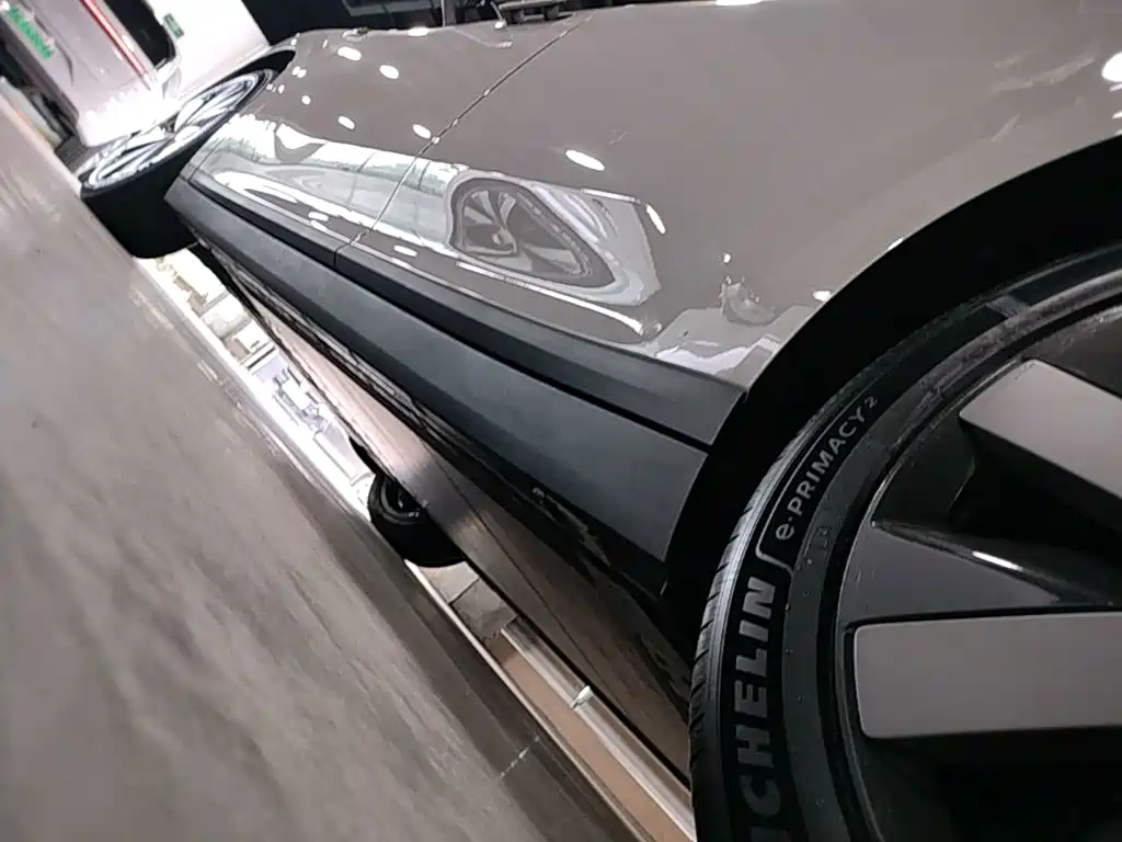 Li Auto i8 2025 — фото 22