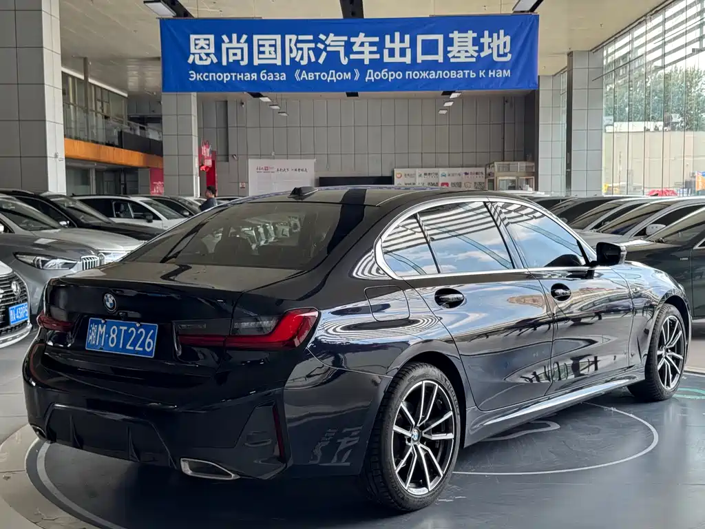 BMW 3 Series 2023