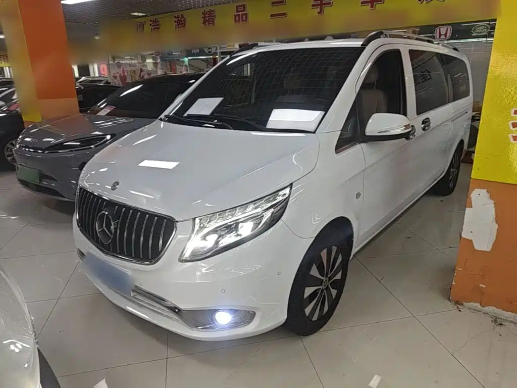 Mercedes-Benz Vito 2018 — фото 1