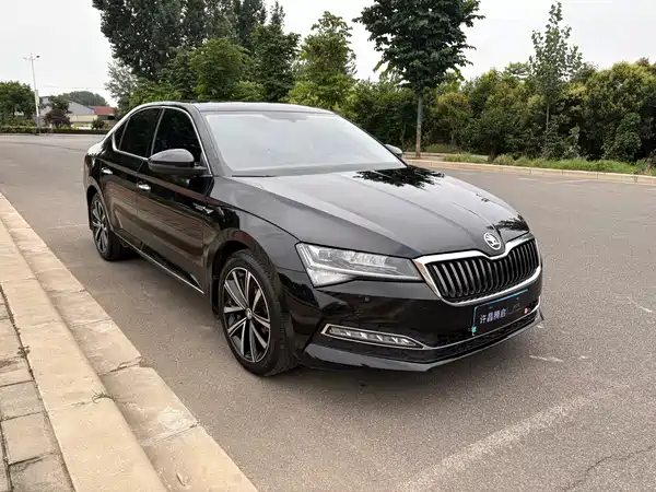 Skoda Superb 2023