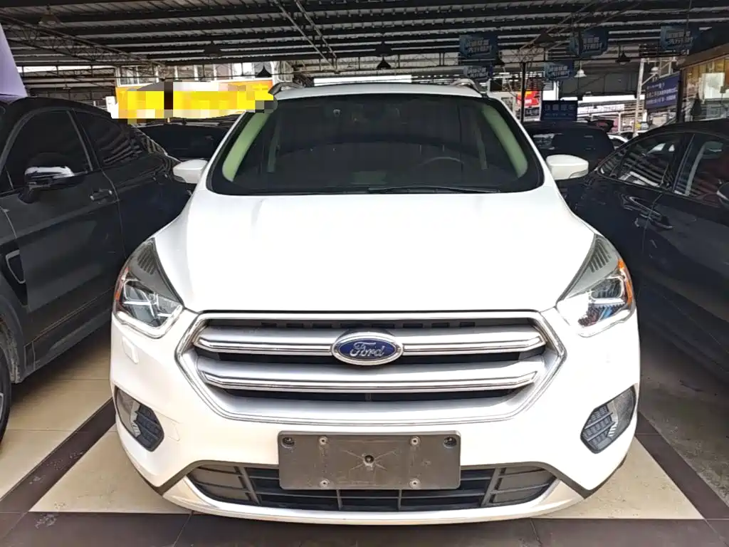 Ford Kuga 2016 — фото 3