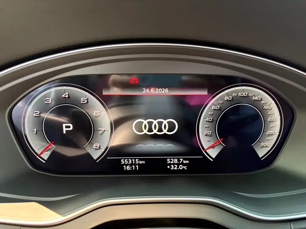 Audi Q5L Sportback 2022 — фото 20