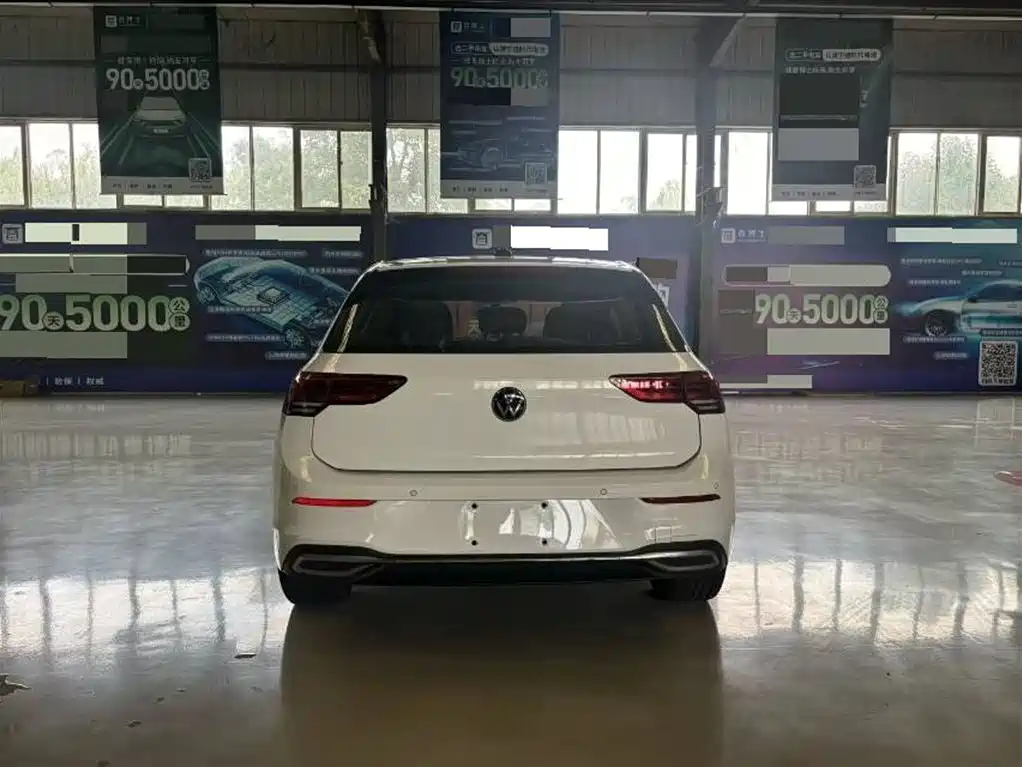 Volkswagen Golf 2021