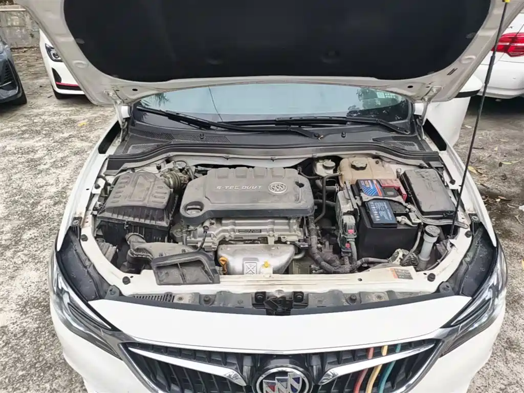 Buick Excelle 2022 — фото 20