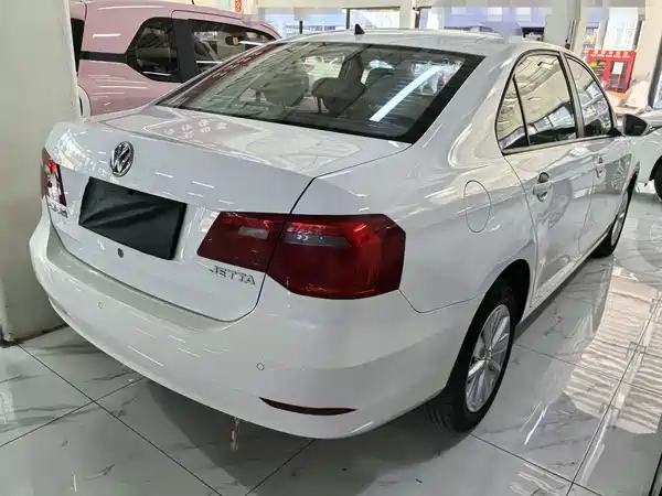 Volkswagen Jetta 2015