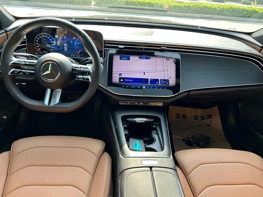Mercedes-Benz E-Class 2024 — фото 4