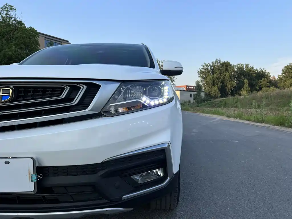 Geely Vision X6 2018 — фото 19