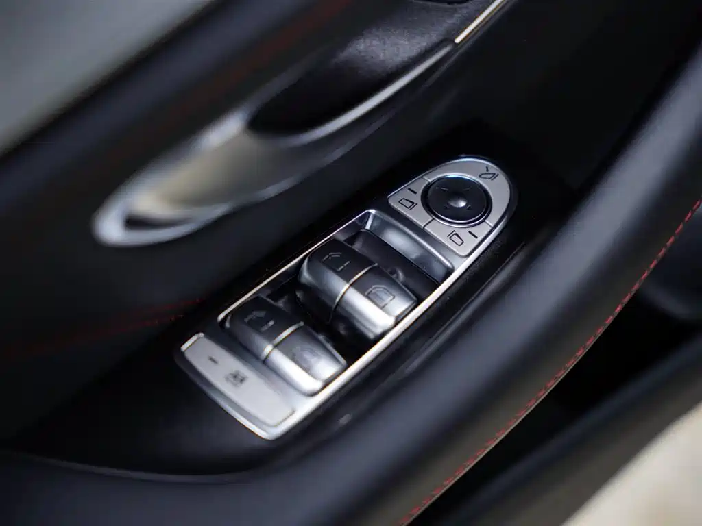 Mercedes-Benz E-Class AMG 2023 — фото 32