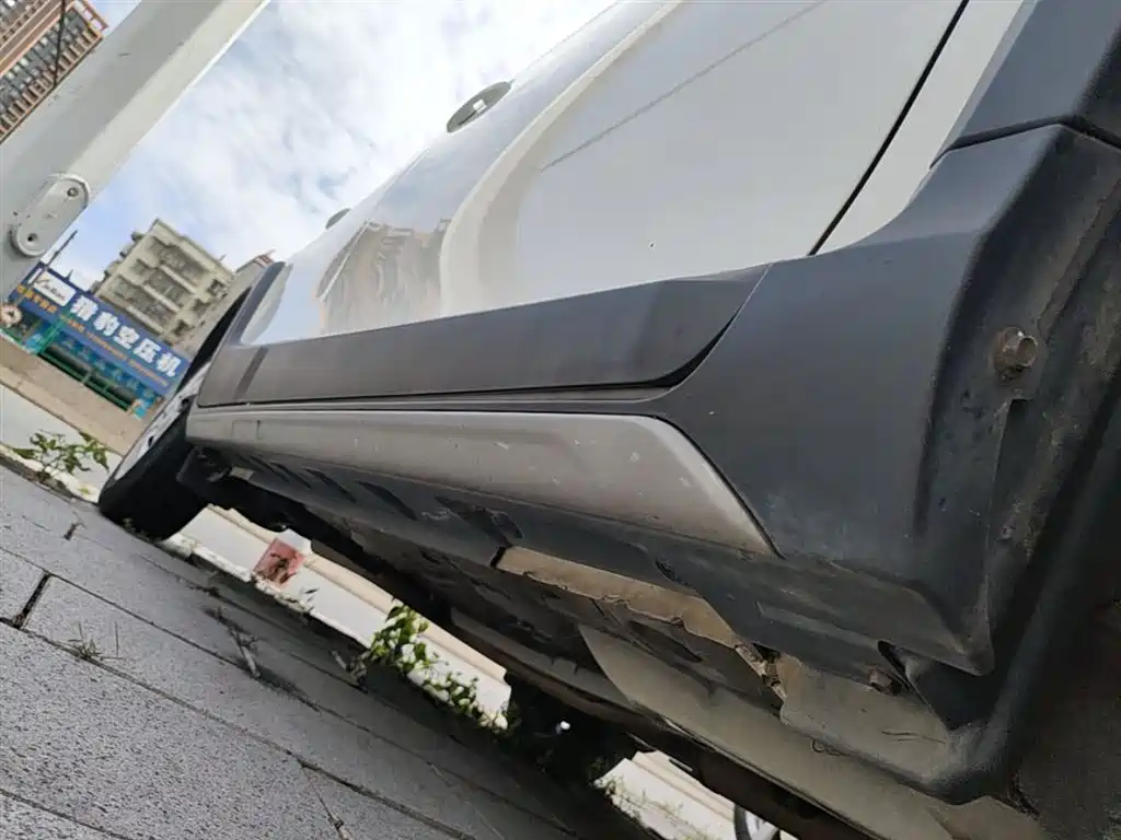 Toyota Yaris L 2021 — фото 21