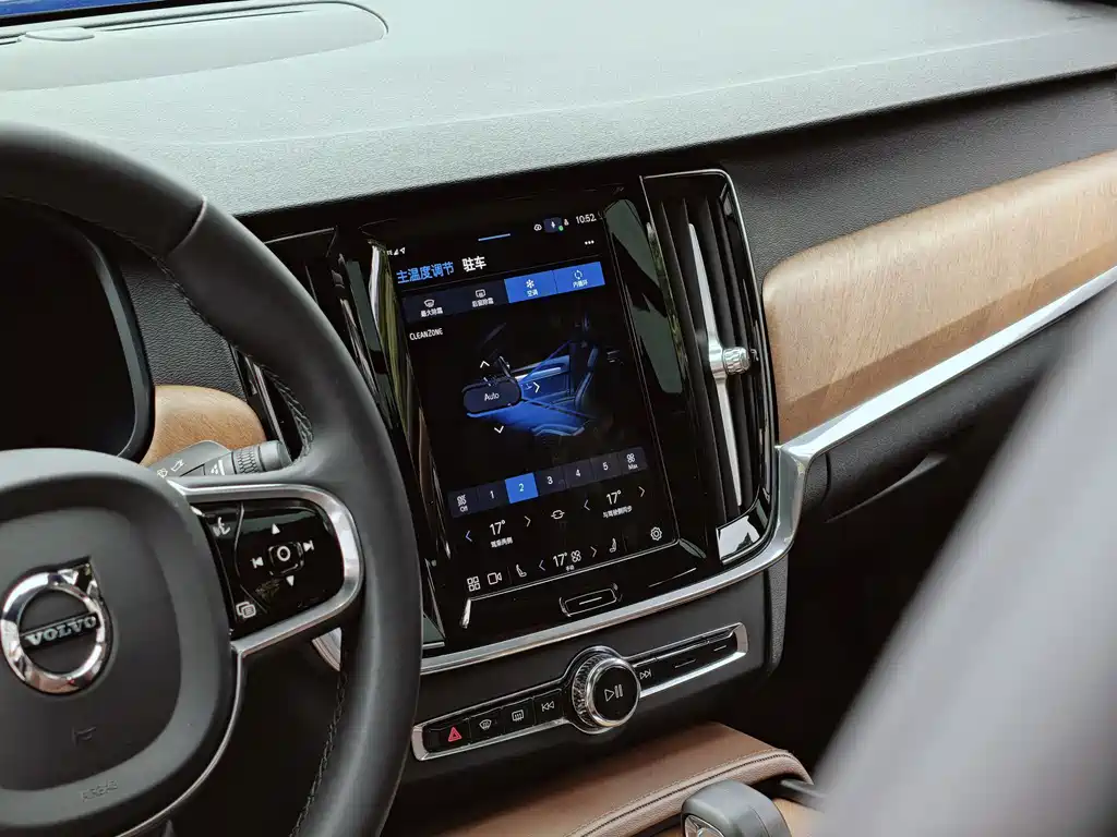 Volvo S90 2023 — фото 9