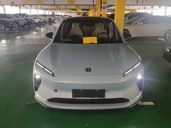NIO ET5 2023
