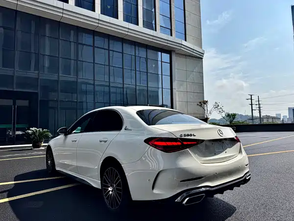 Mercedes-Benz C-Class 2022