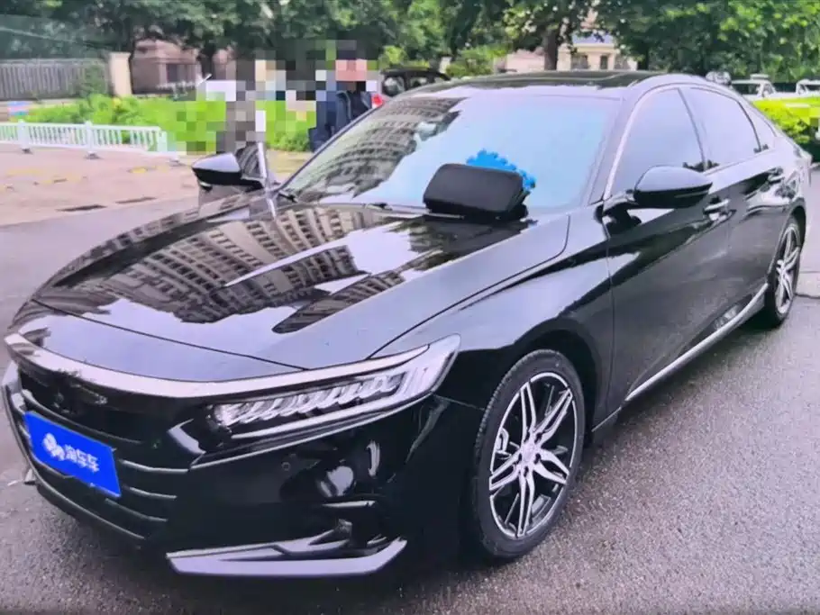 Honda Accord 2022 — фото 1