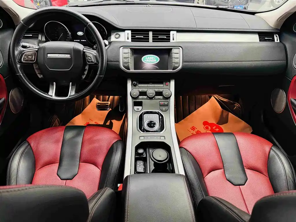 Land Rover Evoque 2015 — фото 21