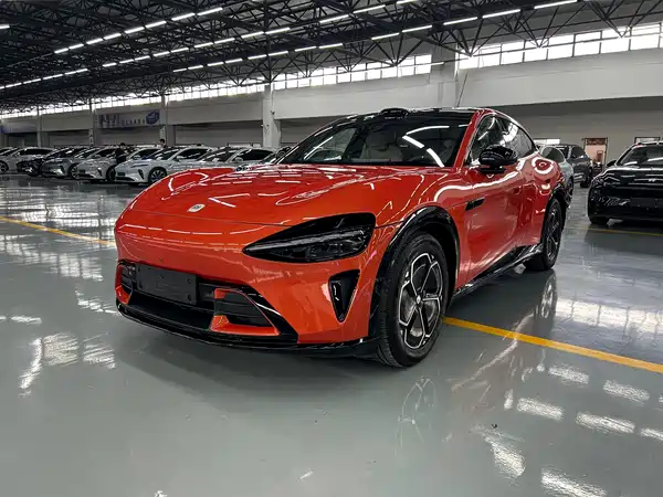 Xiaomi YU7 2025