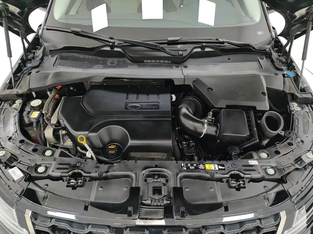 Land Rover Range Rover Evoque 2022 — фото 17