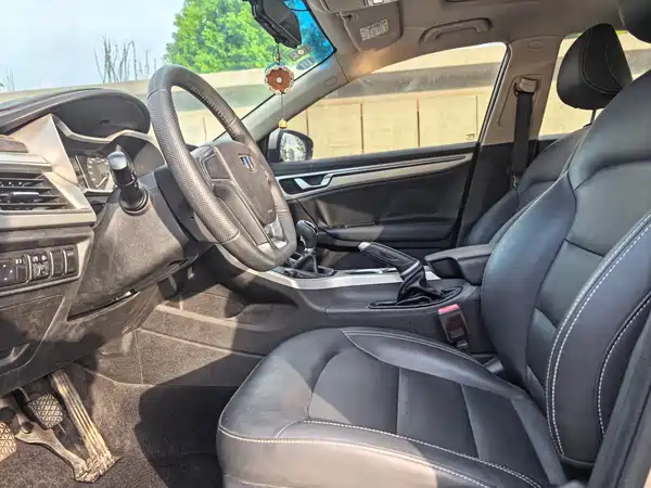 Geely Emgrand GL 2017