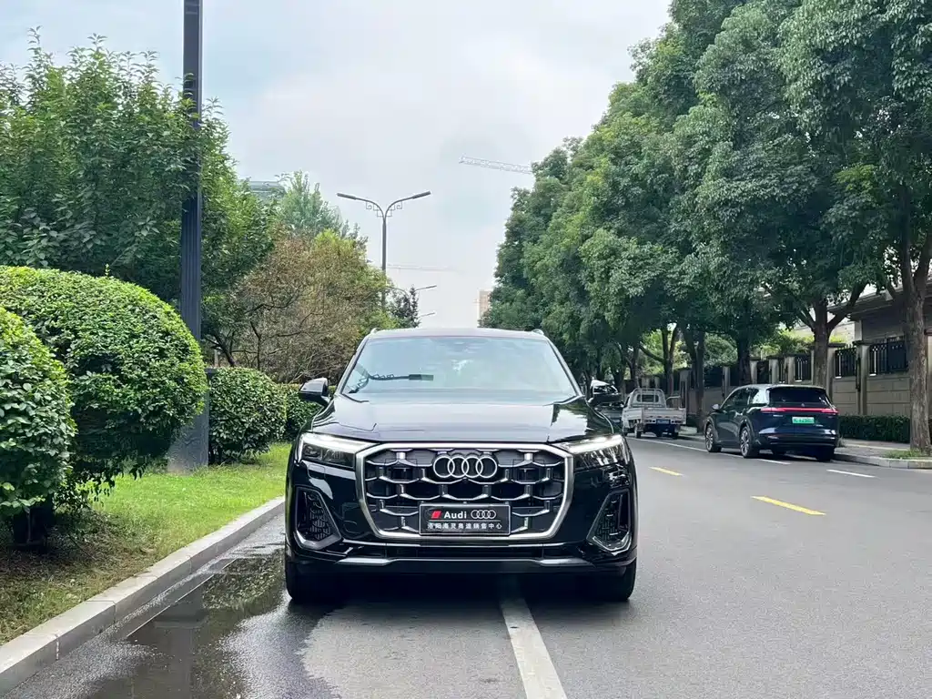 Audi Q7 2025