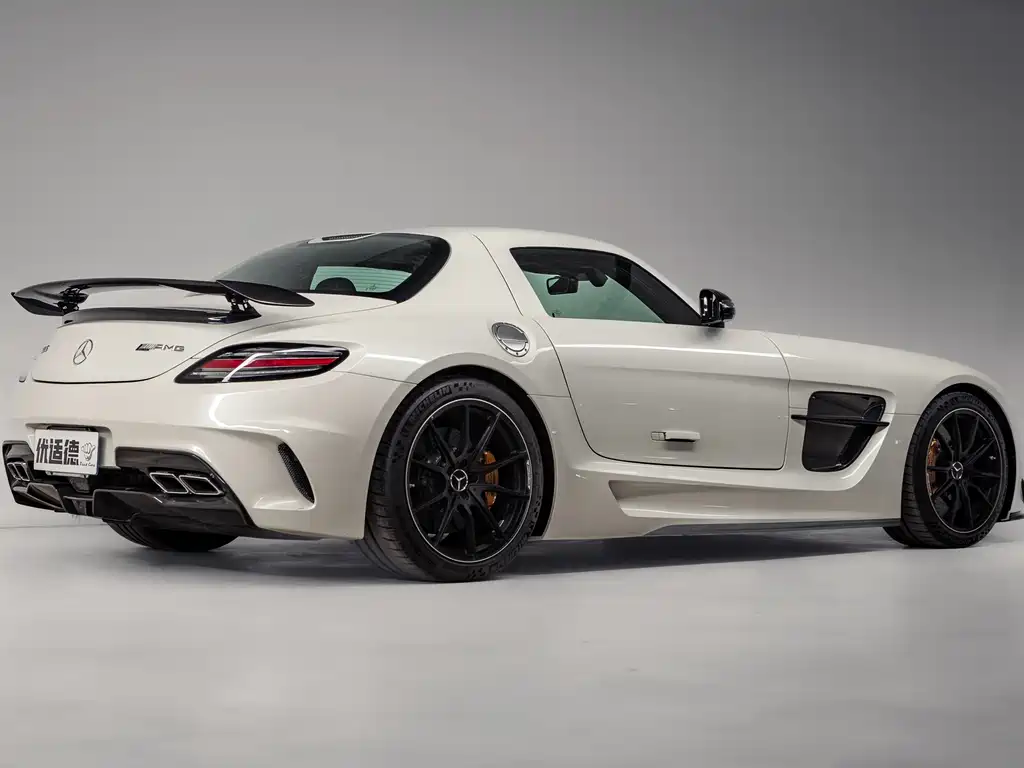 Mercedes-Benz SLS AMG 2014 — фото 6