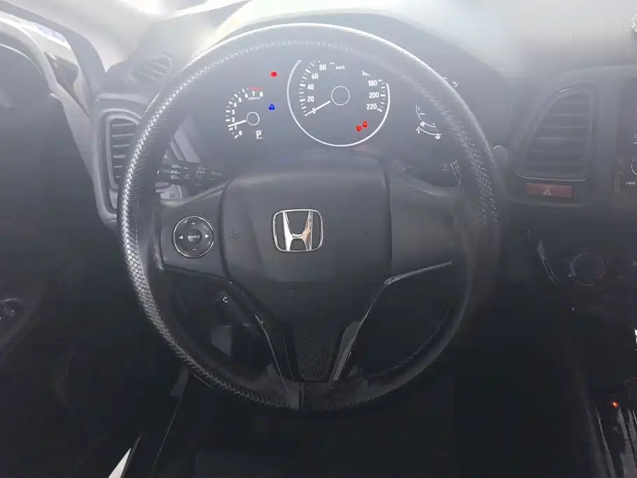 Honda Vezel 2016 — фото 15
