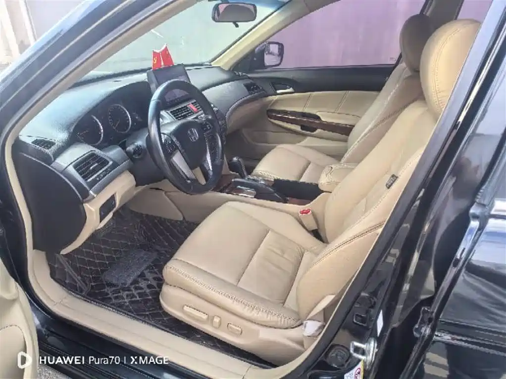 Honda Accord 2011