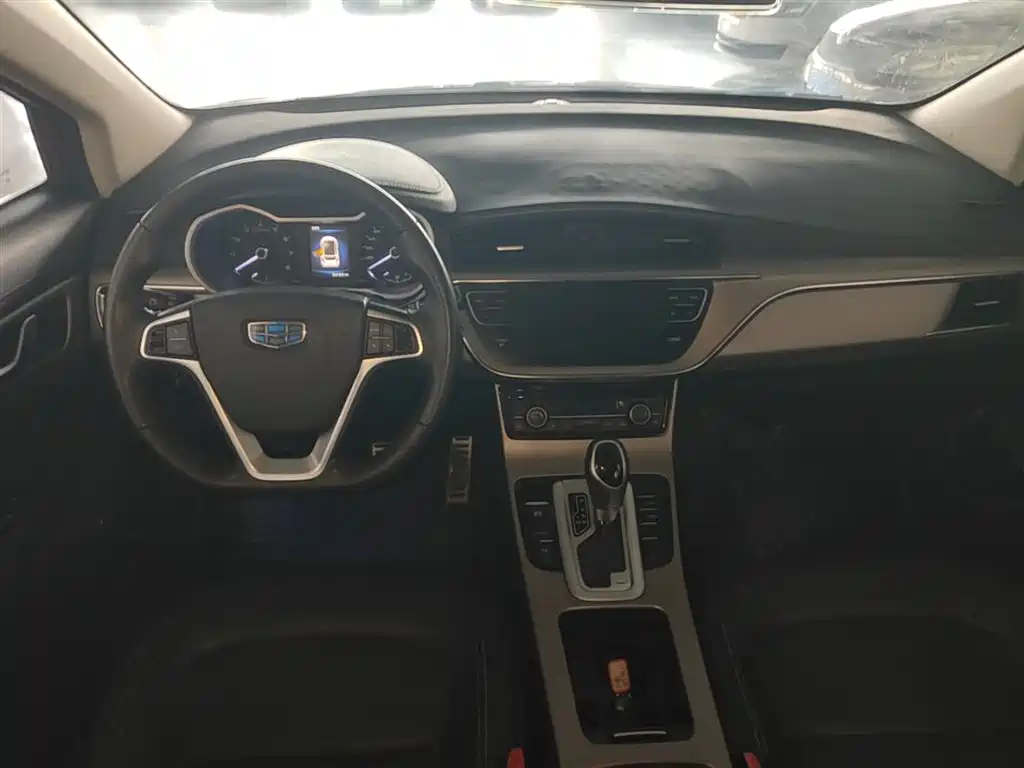 Geely Emgrand GS 2019 — фото 10