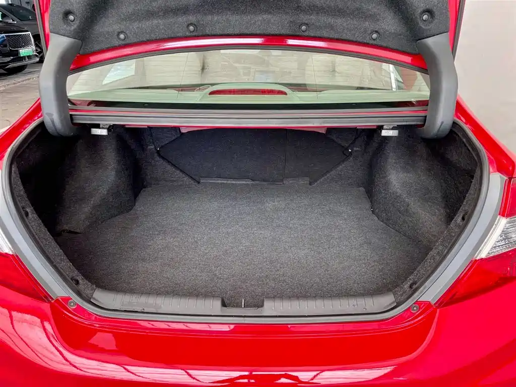 Honda Civic 2014 — фото 15