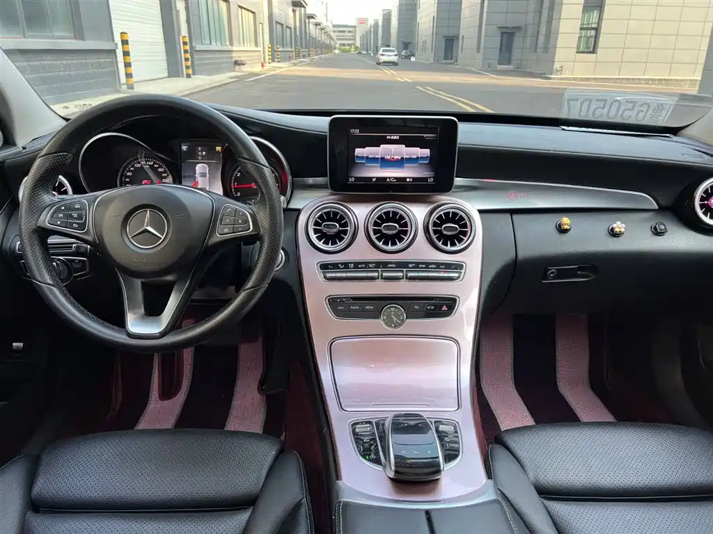 Mercedes-Benz C-Class 2018 — фото 8