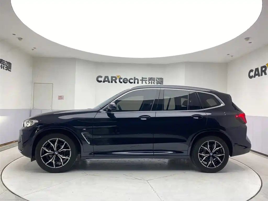 BMW X3 2023 — фото 8