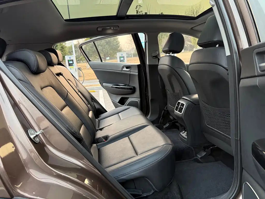 Kia KX5 2016 — фото 12