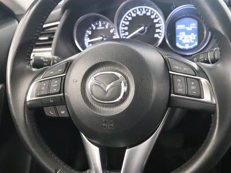Mazda Atenza 2017 — фото 6