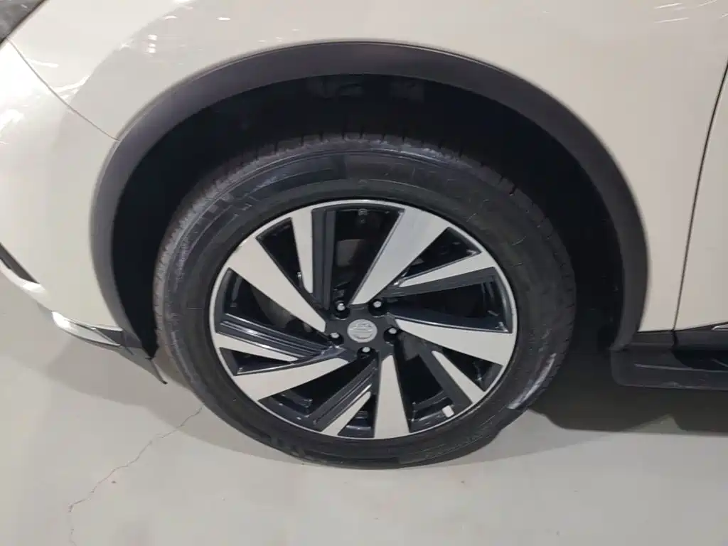 Nissan Murano 2019 — фото 23