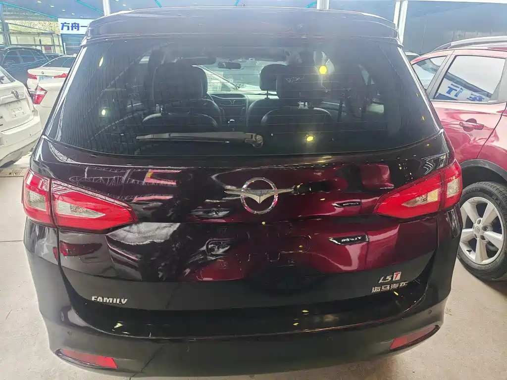 Haima Familia MPV 2017 — фото 10