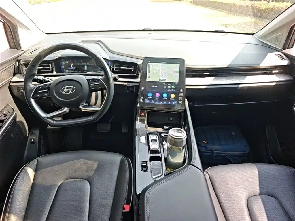 Hyundai Custo 2023 — фото 10