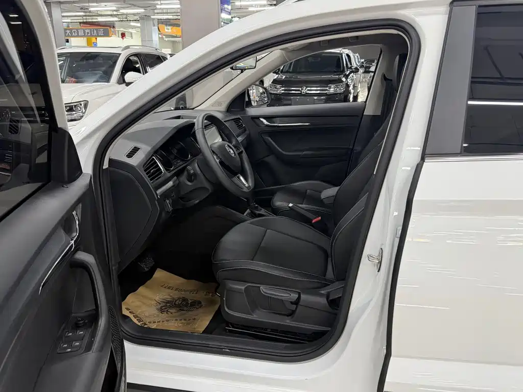 Skoda Kamiq 2023 — фото 10
