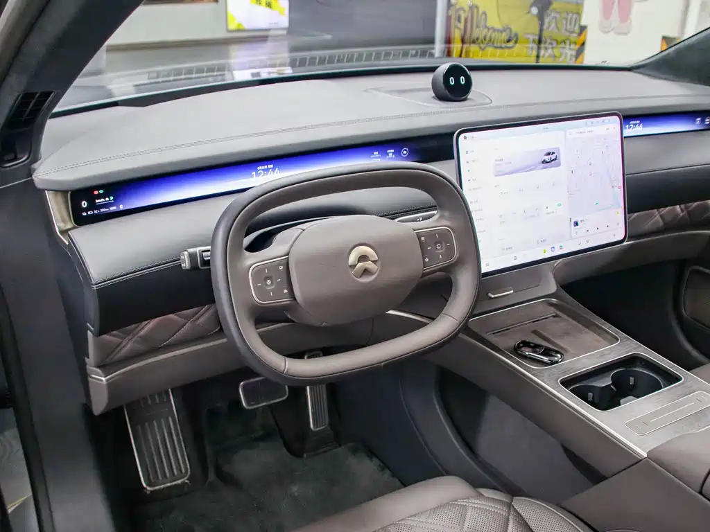 NIO ET9 2025