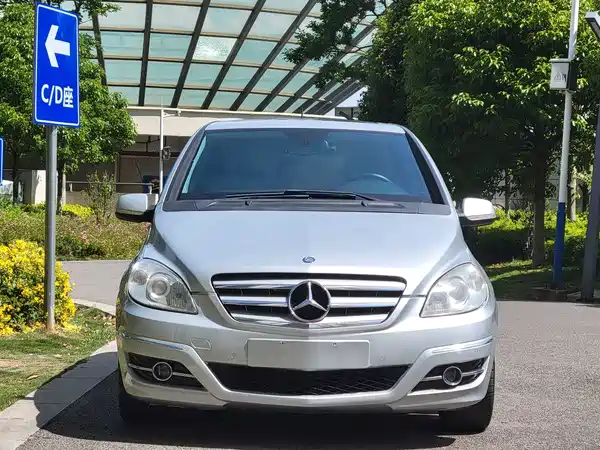 Mercedes-Benz B-Class 2012