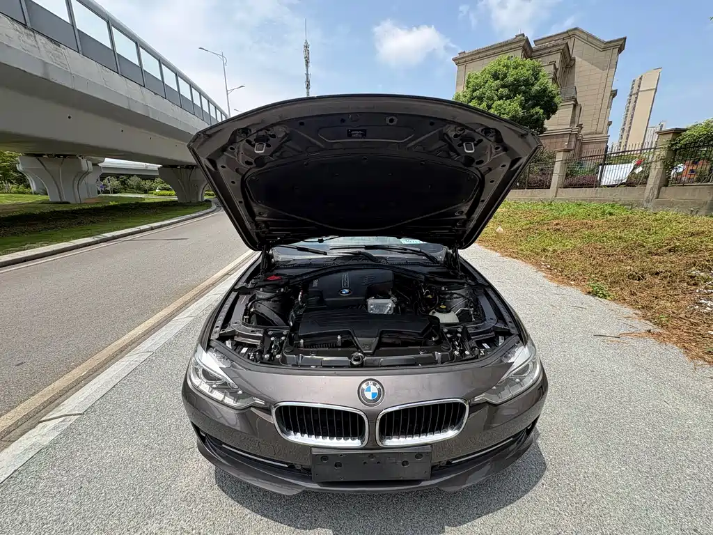 BMW 3 Series 2013 — фото 23