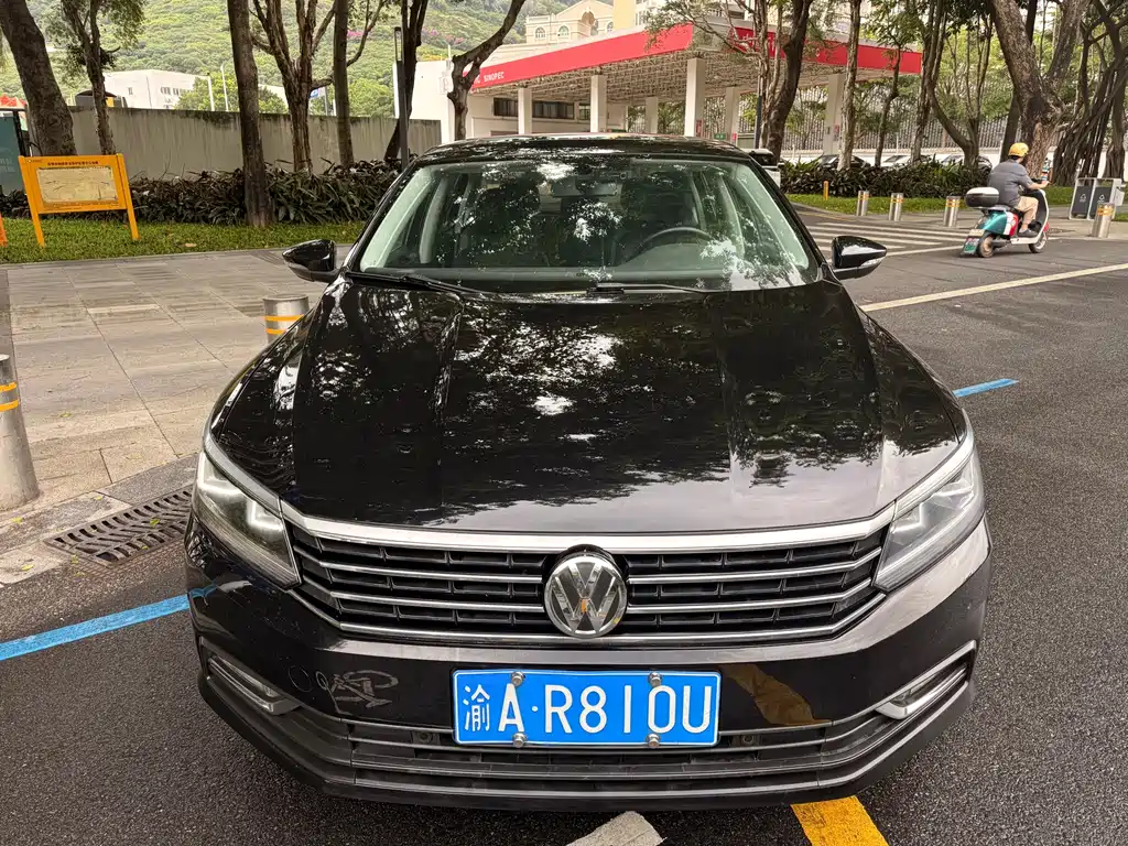 Volkswagen Passat 2018 — фото 2