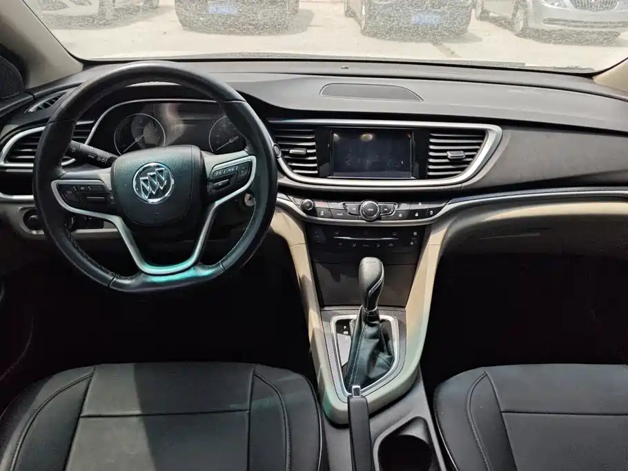 Buick Excelle 2019 — фото 12