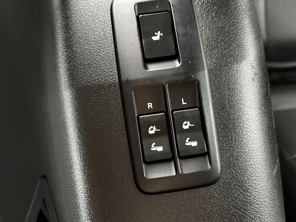 Toyota Prado 2018 — фото 11