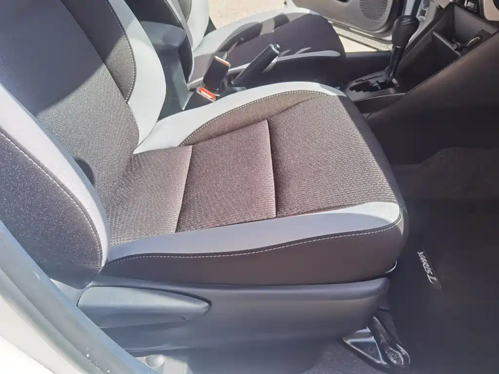 Toyota Yaris L 2021 — фото 17